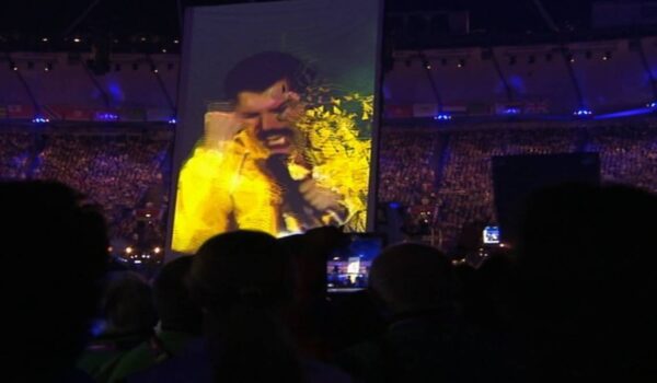 Un día como hoy: Freddie Mercury recibió un emotivo homenaje en los Juegos Olímpicos 2012 a través de una pantalla