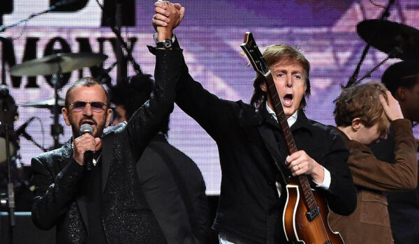 PETER JACKSON YA TRABAJA EN NUEVA PELÍCULA SOBRE LOS BEATLES