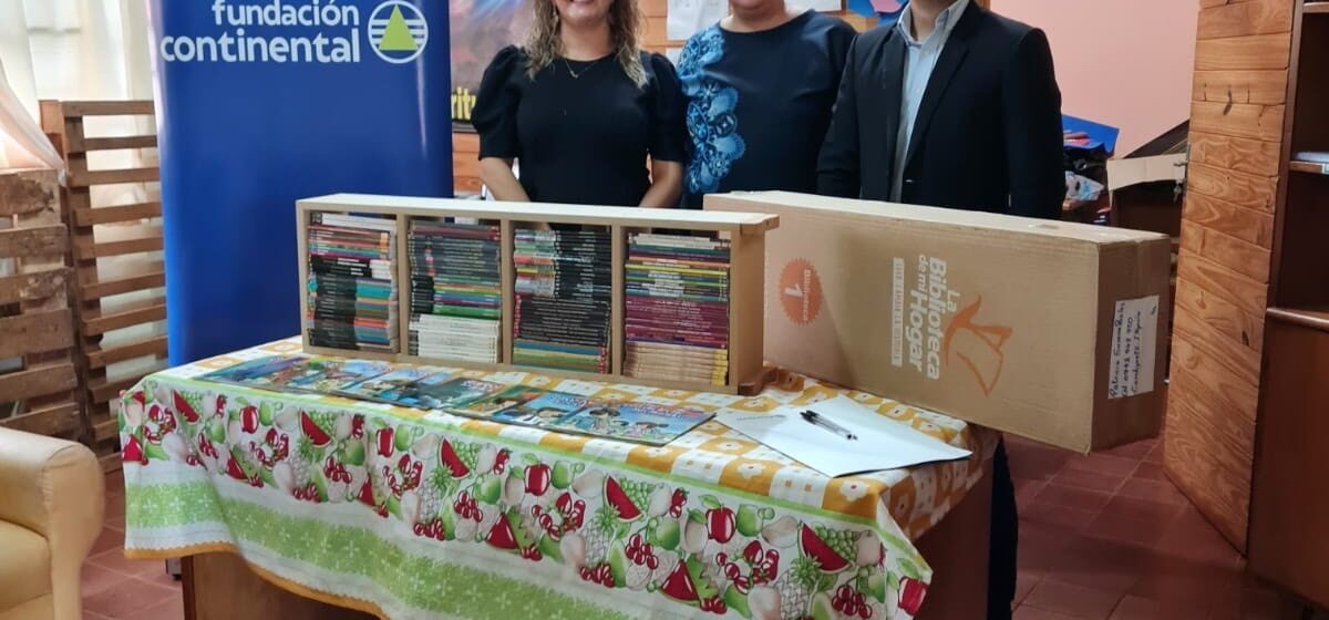Fundación Continental dona bibliotecas para impulsar la lectura en instituciones educativas