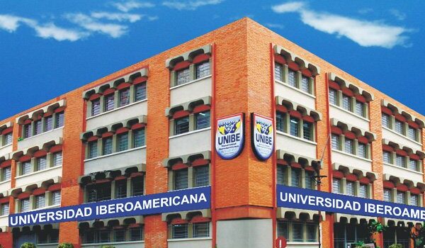 UNIBE OFRECE MÁS DE 40 PROGRAMAS DE POSTGRADOS CON UN PLANTEL DE DOCENTES DE PRIMER NIVEL