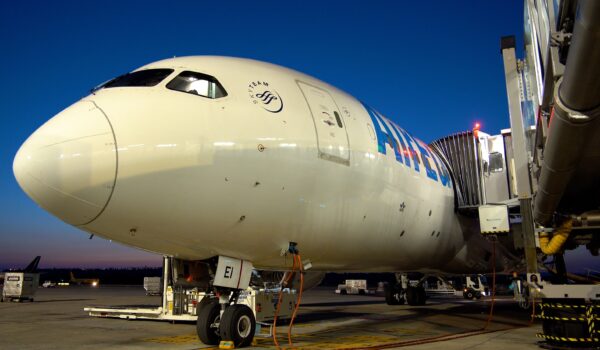 Air Europa vuelve a unirse al reto sostenible de SkyTeam con su vuelo más eficiente y paritario