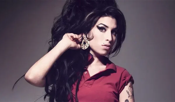 Amy Winehouse: las revelaciones de su diario íntimo, difundido por la familia a semanas de una fecha muy especial