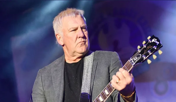 Hoy celebramos el cumpleaños de Alex Lifeson, guitarrista y cofundador de Rush