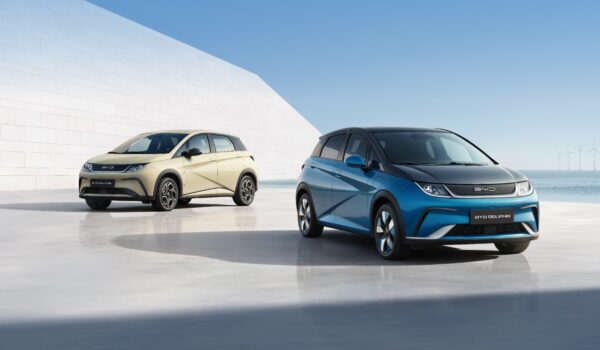 Test Drive de vehículos híbridos y eléctricos de CADAM