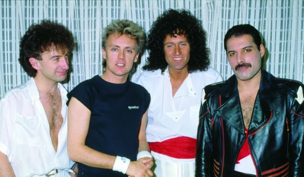 Alan Niven: «Queen es una de las bandas más sobrevaloradas»
