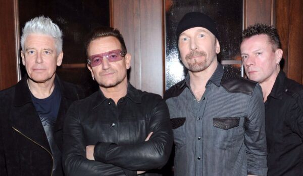 U2 SORPRENDE CON «DAYS OF ASH», UN EP POLÍTICO Y ANUNCIA NUEVO ÁLBUM PARA 2026